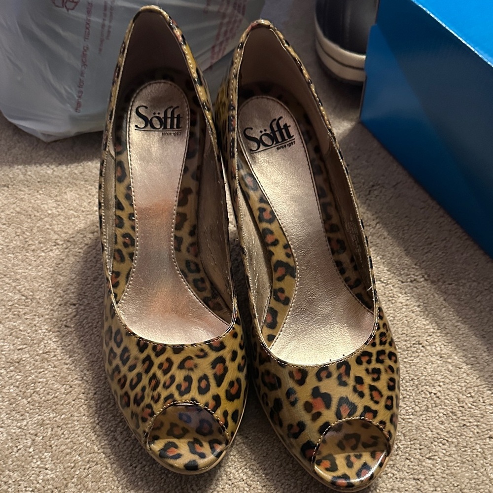 Sofft Leopard Print Peep Toe Heels